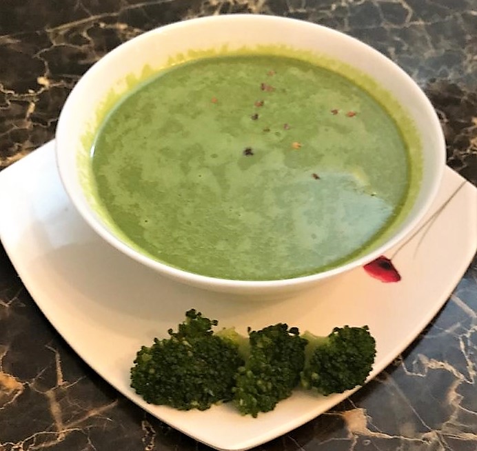 Broccoli spinach soup